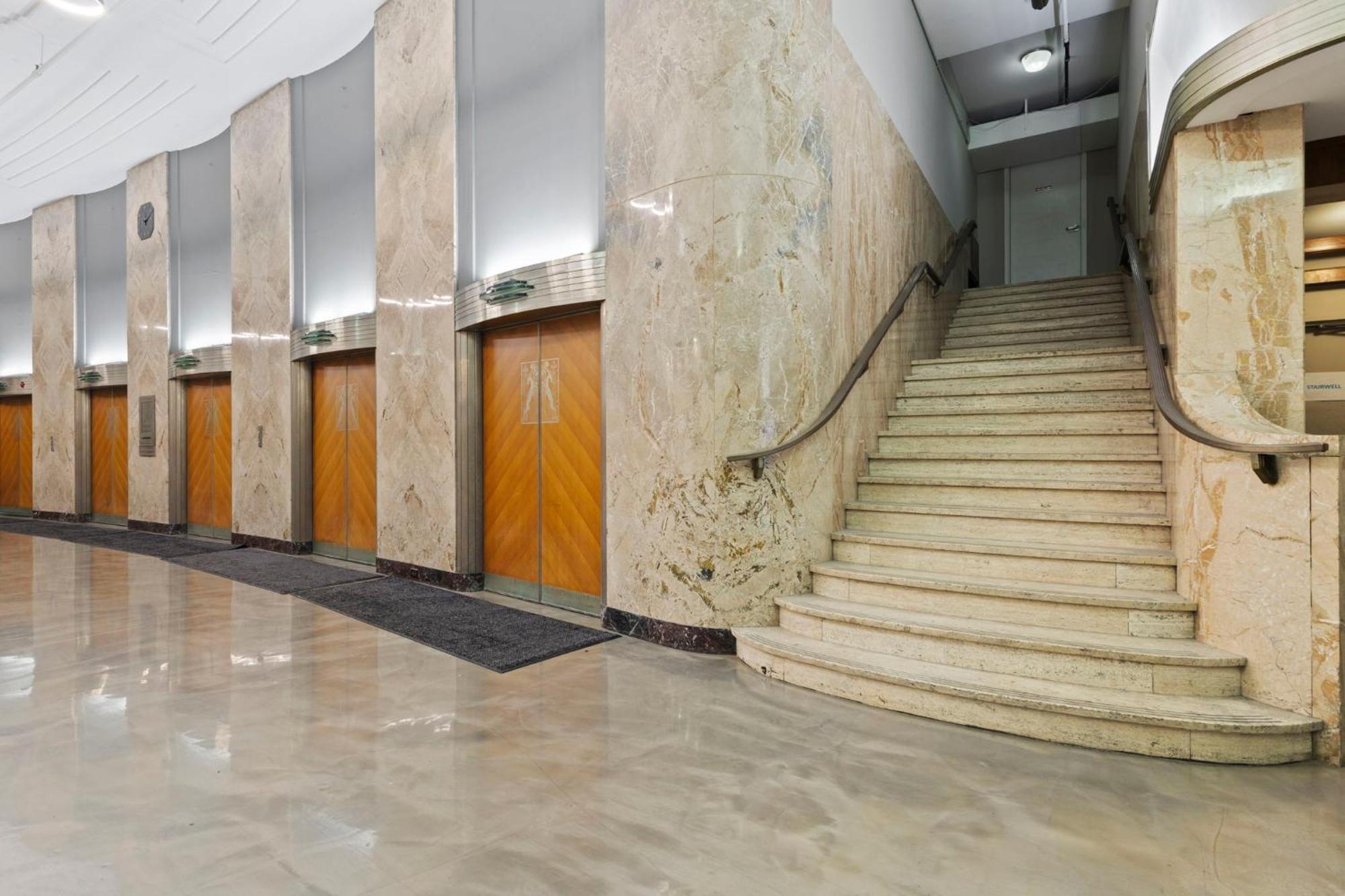 Indy Metro Stay - Sleeps 8 - Skywalk Access - Monument Circle Indianapolis Kültér fotó