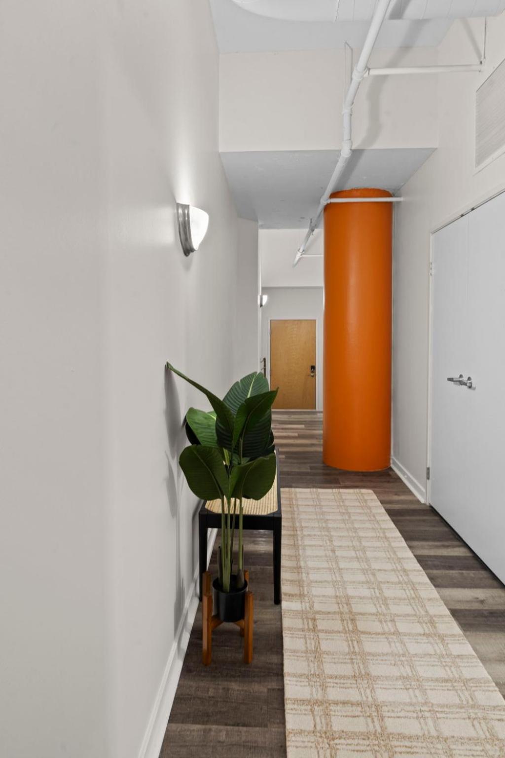 Indy Metro Stay - Sleeps 8 - Skywalk Access - Monument Circle Indianapolis Kültér fotó